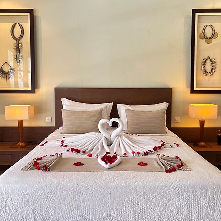 Nyaman Villas Seminyak Ngoại thất bức ảnh