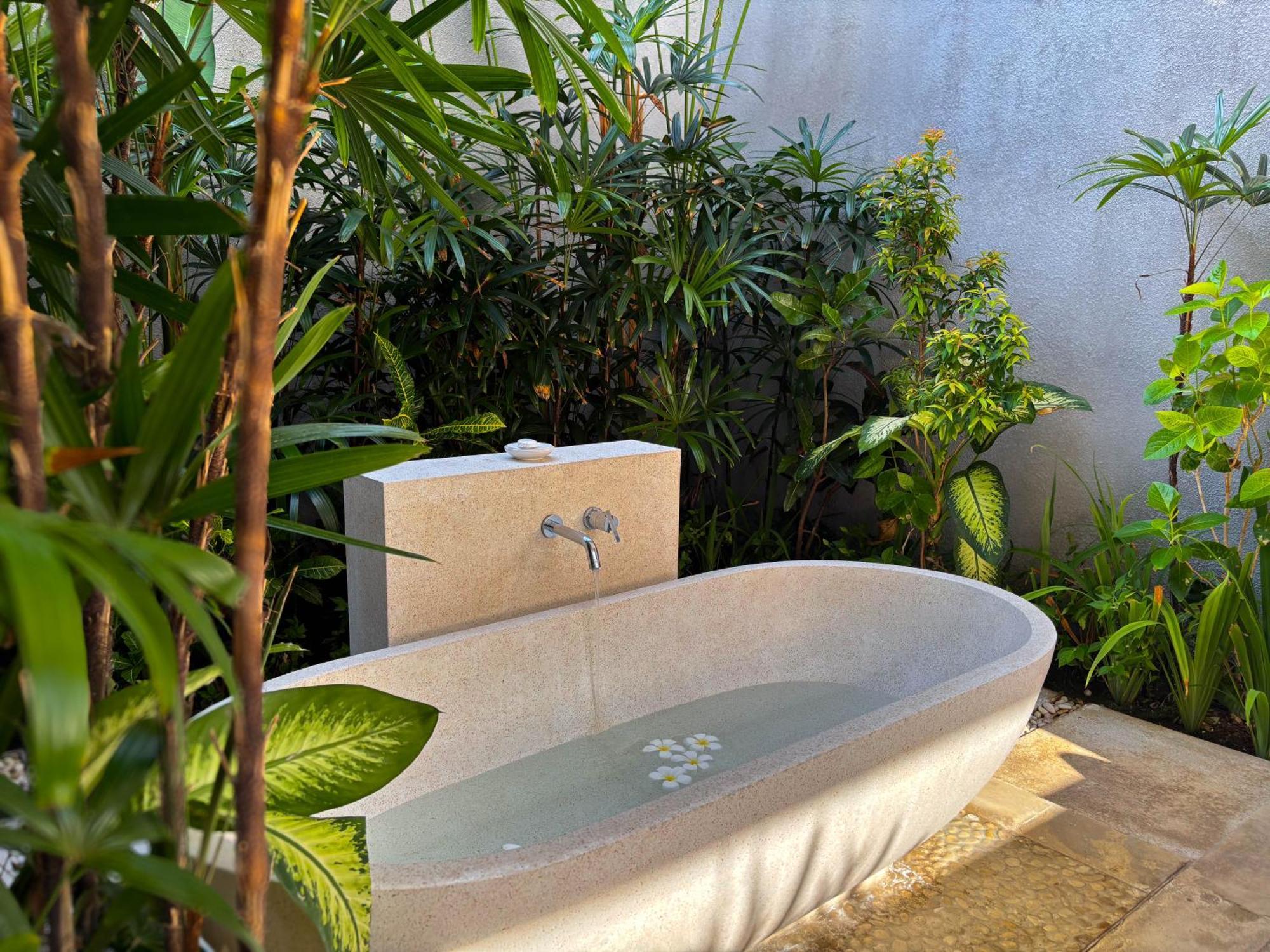 Nyaman Villas Seminyak Ngoại thất bức ảnh