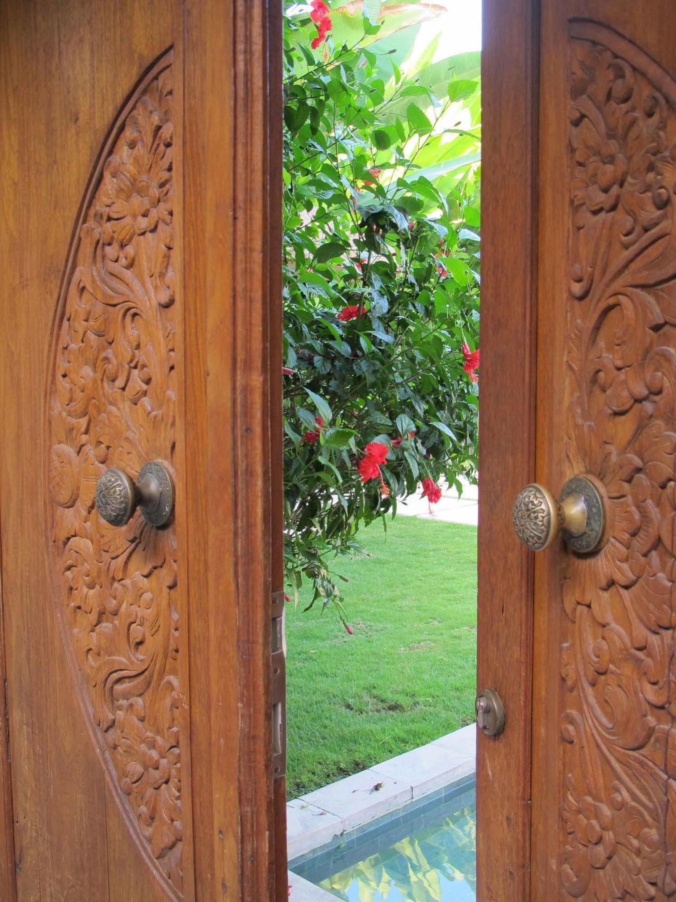 Nyaman Villas Seminyak Ngoại thất bức ảnh