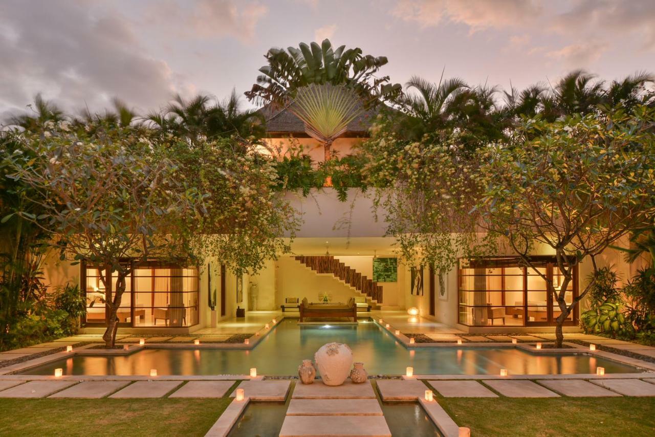 Nyaman Villas Seminyak Ngoại thất bức ảnh